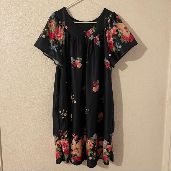 White Stag Other - Vintage White Stag Navy Blue Floral Dress/MuuMuu Size 2X 18W-20W